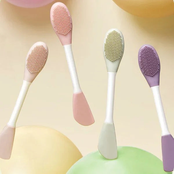 Buy 1 Get 1 Free Silicone Face Brush - SUNEHRI STORE